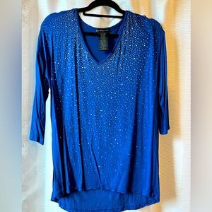 Women’s rhinestone 3/4 blouse, lightweight and soft